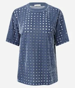 Blusa em Veludo com Gola Redondo e Furinhos