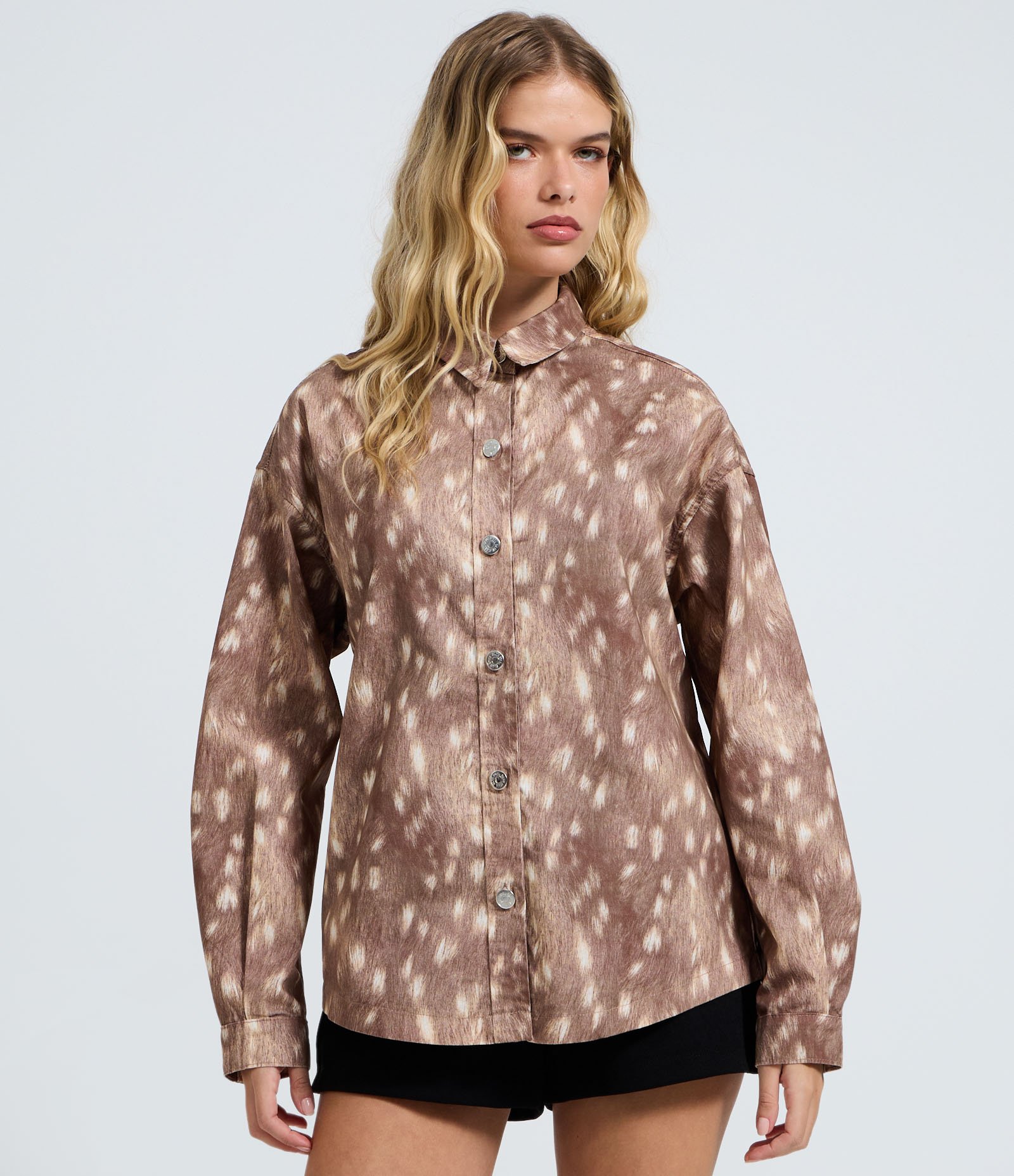 Jaqueta Oversized em Sarja com Estampa Animal Print Bambi Marrom Claro 3