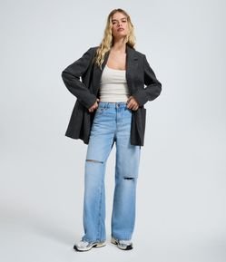 Calça Wide em Jeans com Cintura Baixa e Rasgos Frontais
