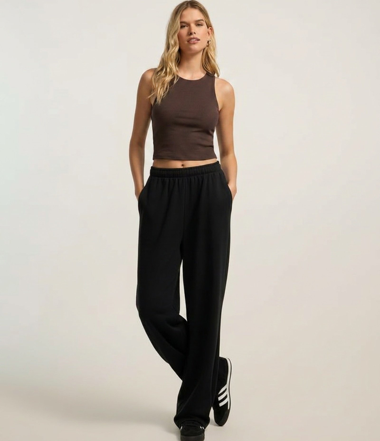 Blusa Cropped sem Manga em Algodão com Textura Canelada Marrom 2