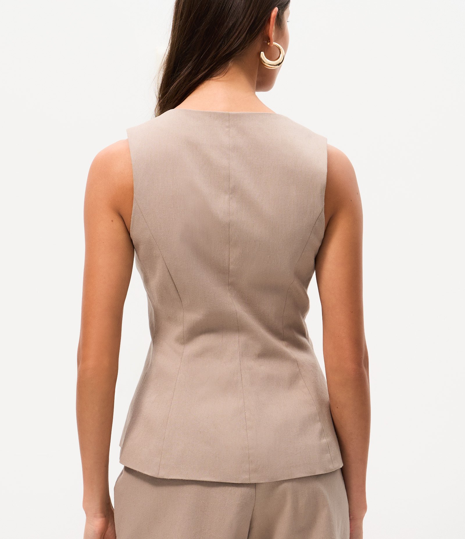 Colete Peplum em Bengaline com Botões Forrados Bege 4