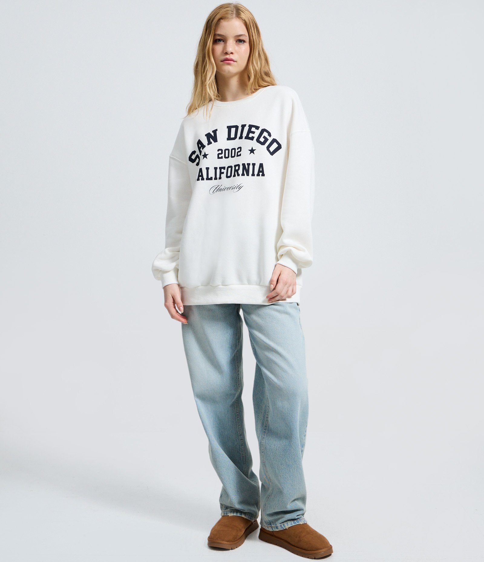 Casaco Fechado College em Moletinho com Lettering San Diego Branco 2