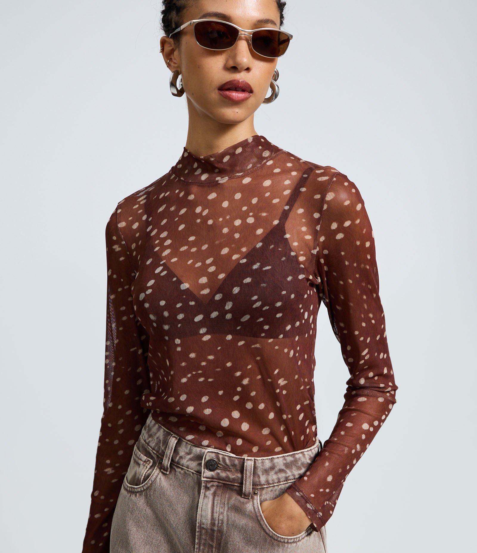 Blusa Manga Longa de Sobreposição com Estampa Abstrata Marrom 3