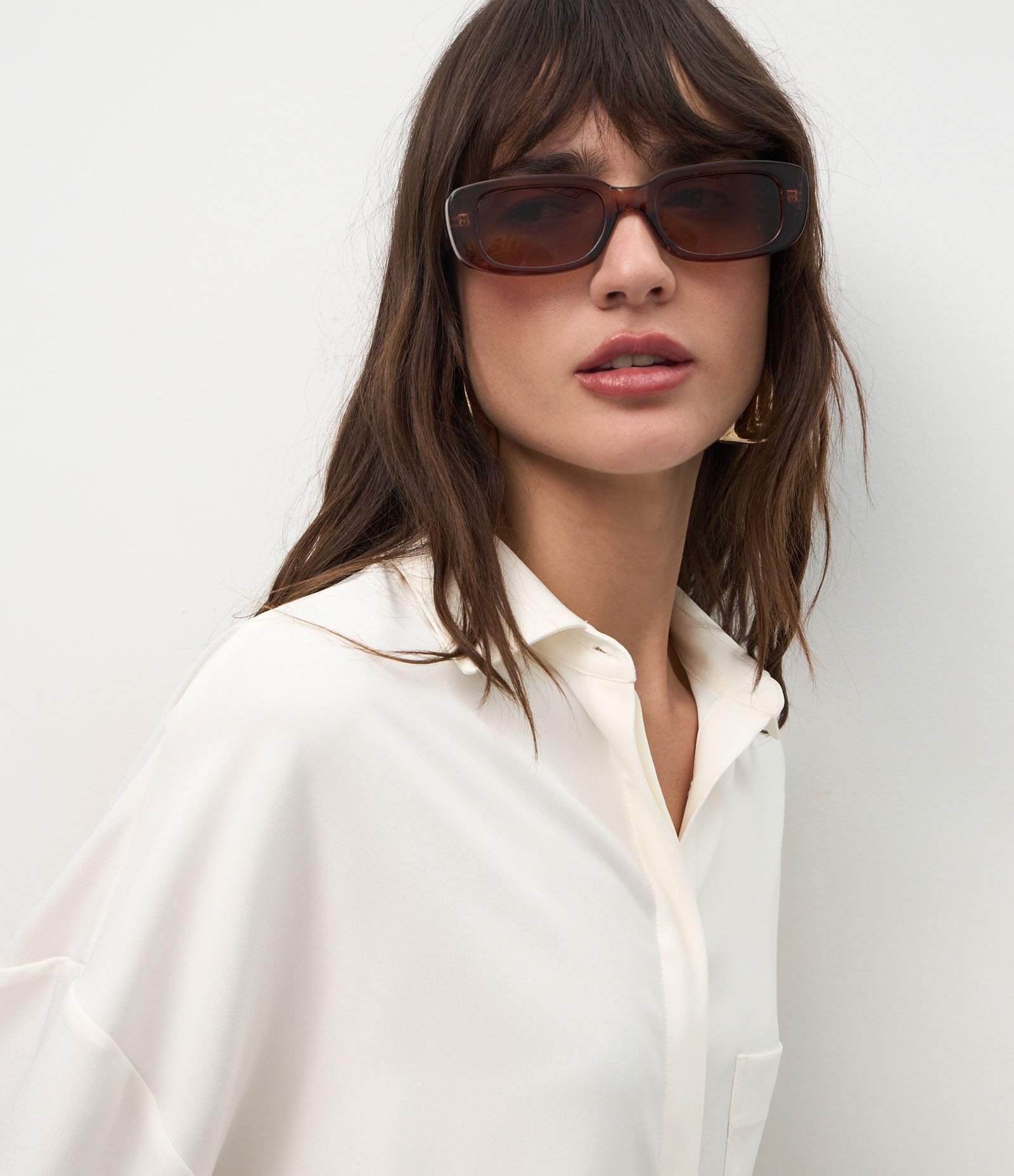 Camisa Over com Bolso Lateral Branco 3