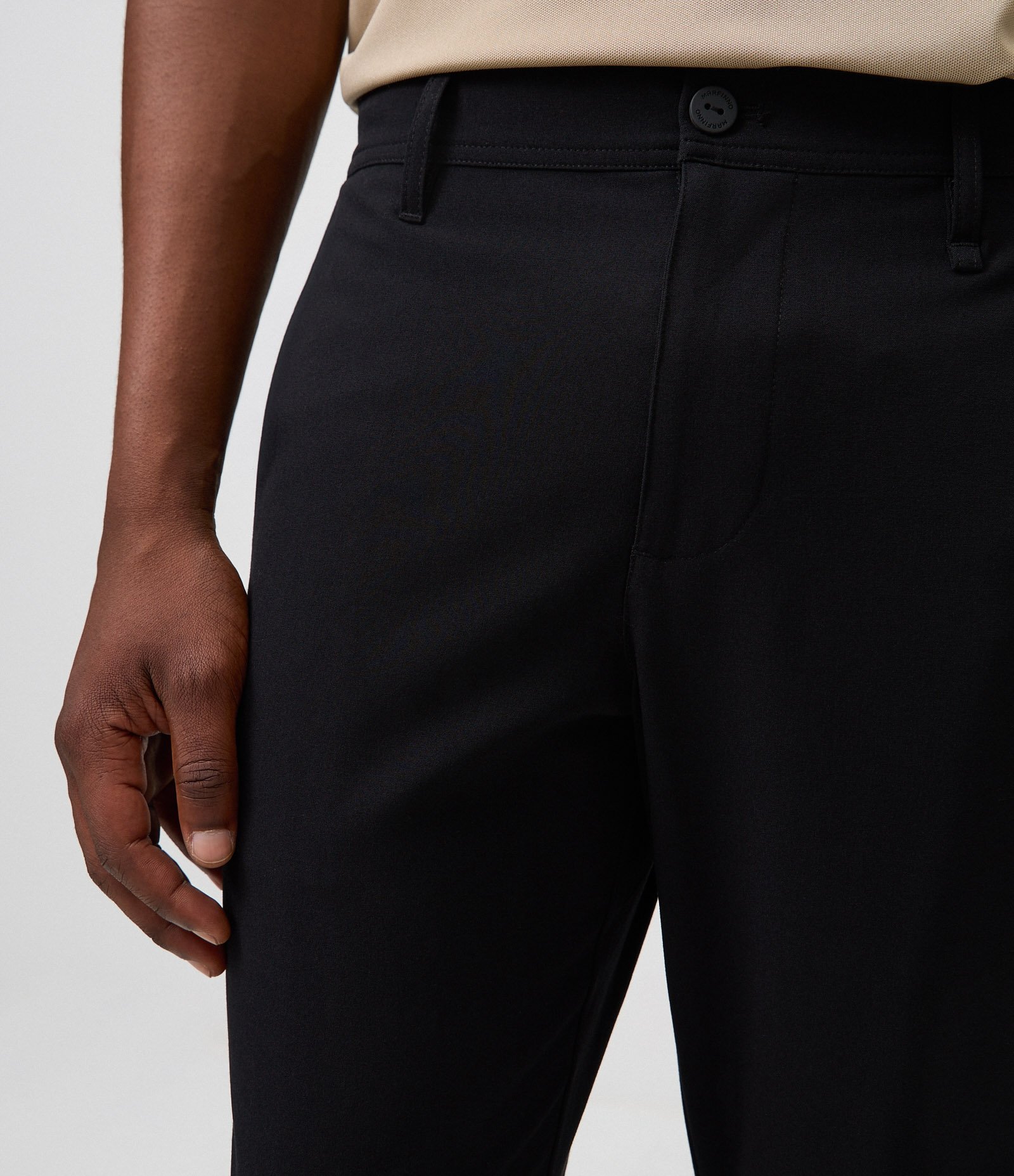 Calça Básica Slim Cropped Alfaiatada com Elastano Preto 4