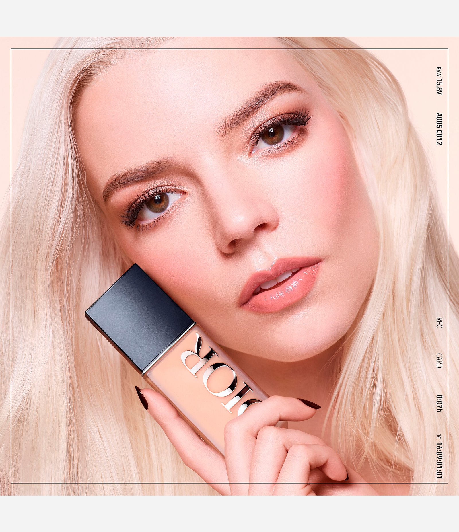 Base Dior Forever Skin Wear  2 Warm 8