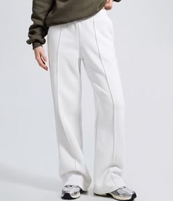 Calça Wide Leg em Moletom com Friso Frontal