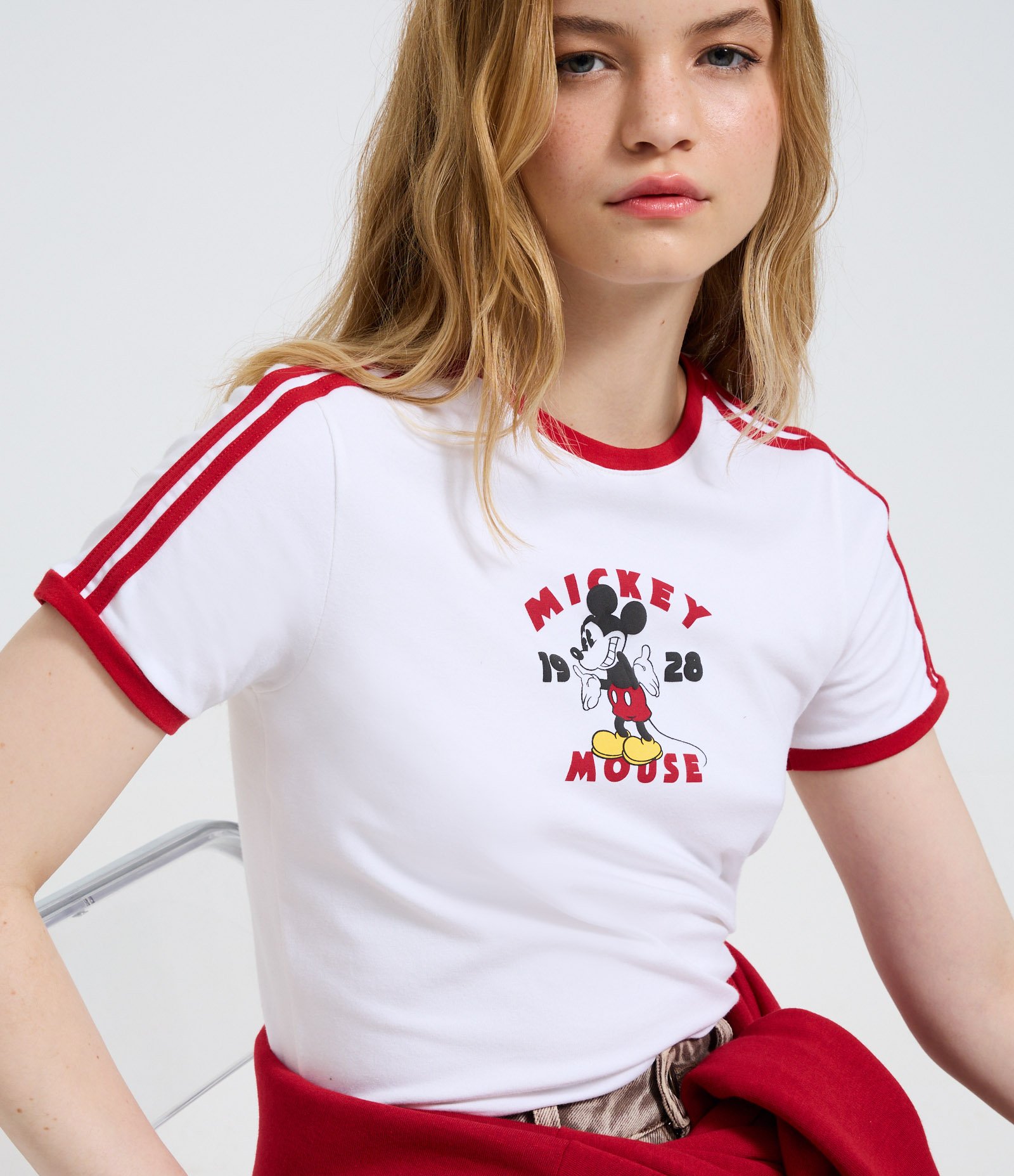 Camiseta New T-shirt com Estampa Mickey e Detalhes Contrastantes Branco 1