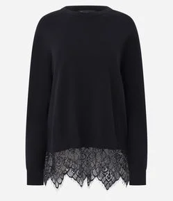 Blusa em Tricô com Aplicação de Renda na Barra