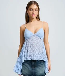 Blusa de Alcinha em Renda com Textura e Pontas Assimétricas