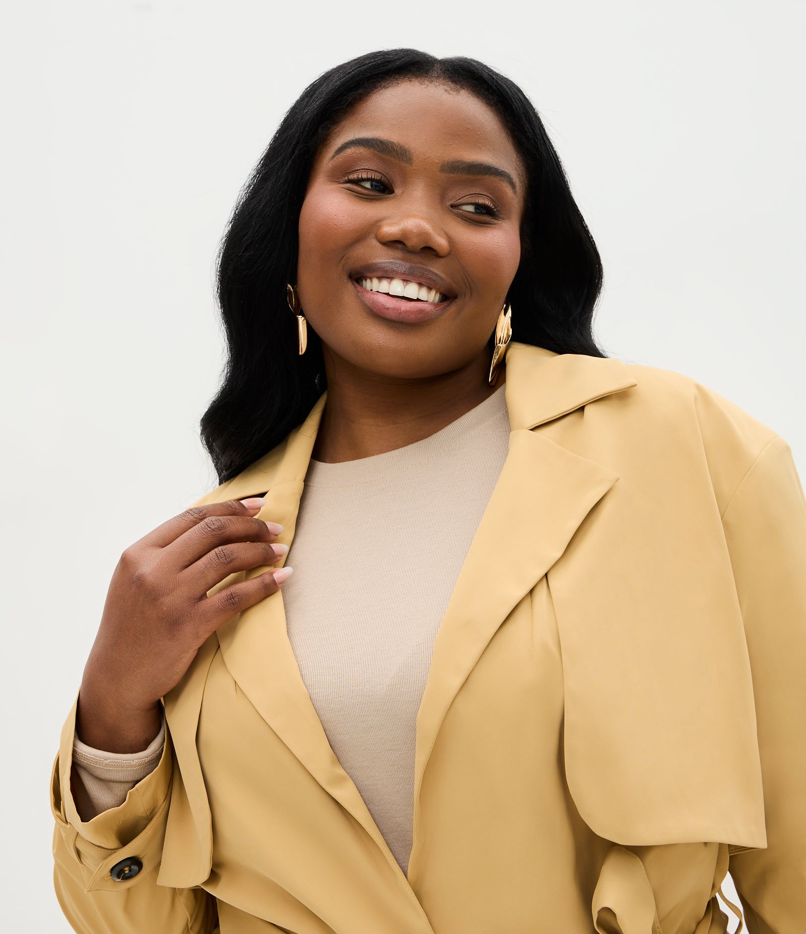 Casaco Trench Coat Alfaiatado Curve & Plus Size Bege 3