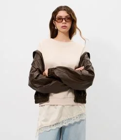 Moletom Oversized e Aplicação de Renda na Barra
