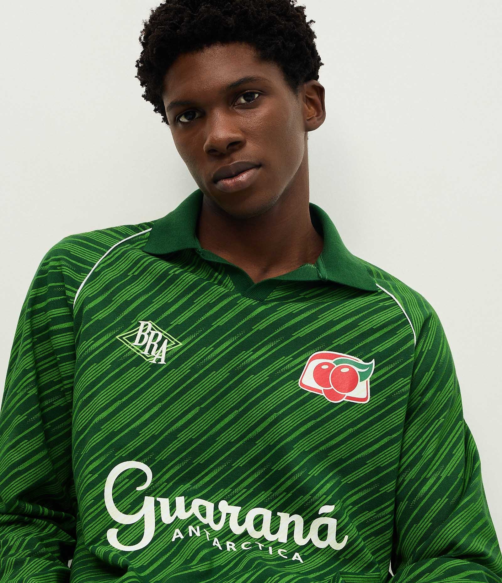 Camiseta Oversized com Gola Polo e Estampa Guaraná Verde