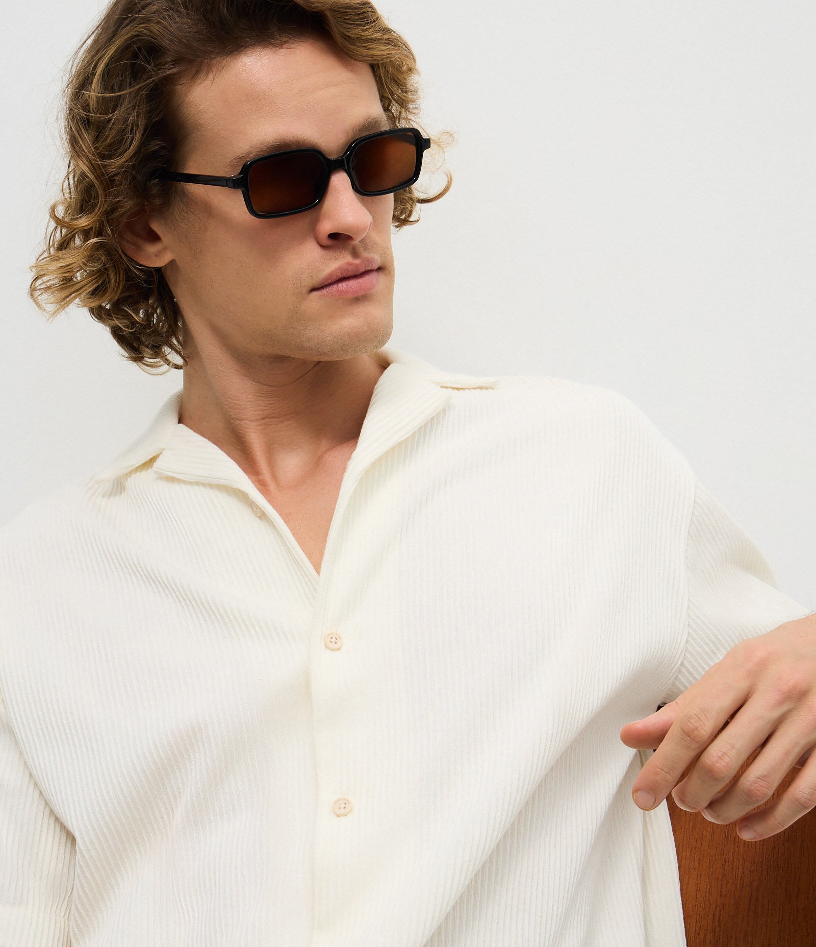 Camisa Manga Curta Texturizada com Gola Bowling Branco 3