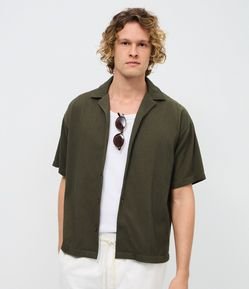 Camisa Manga Curta Texturizada com Gola Bowling