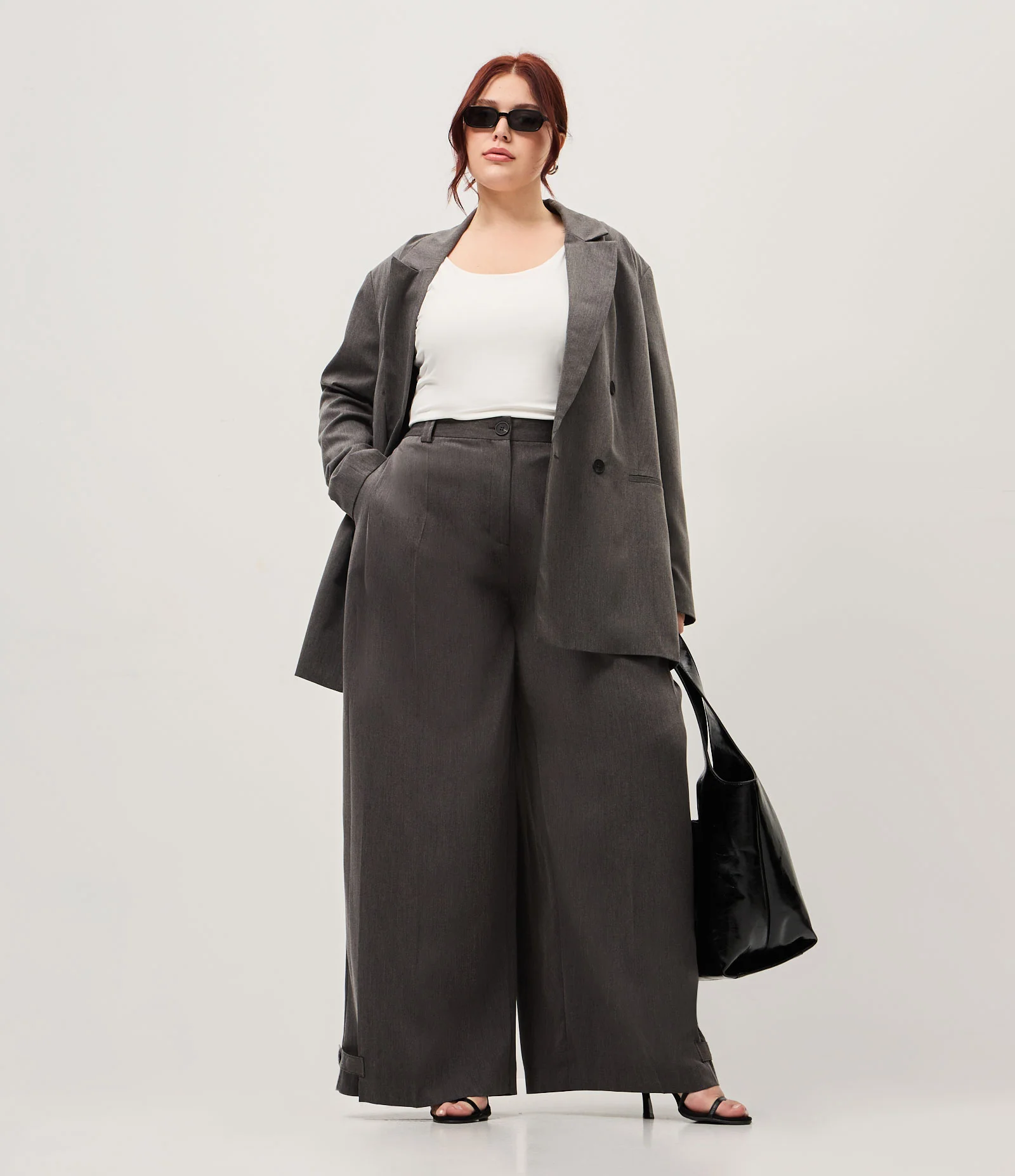 Calça Wide Alfaiatada com Aleta Ajustável Curve & Plus Size Cinza 1