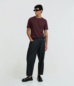 Camiseta Slim Básica em Algodão Peruano com Gola Redonda