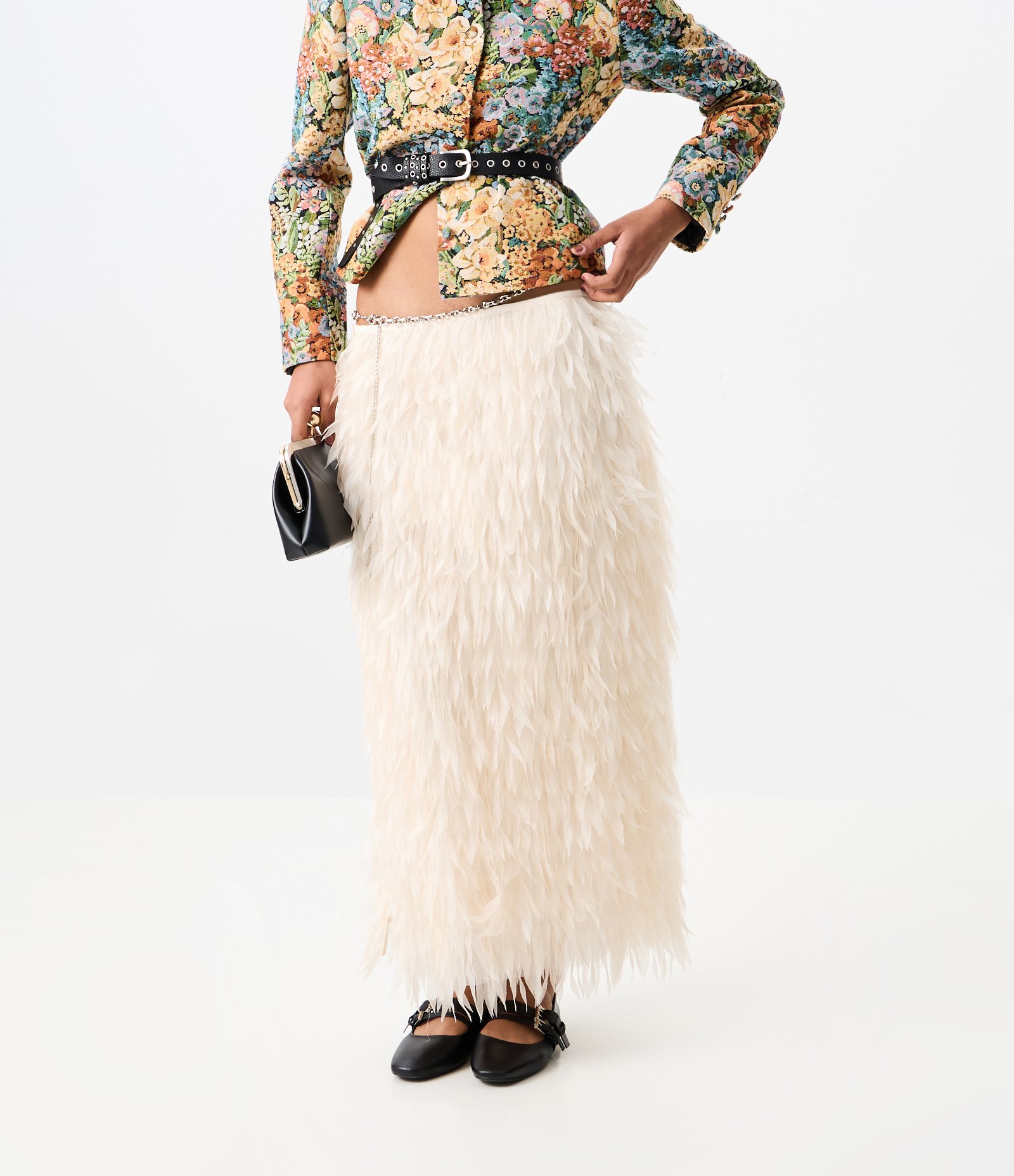 Saia Midi com Textura de Pelo Artificial Off White 3