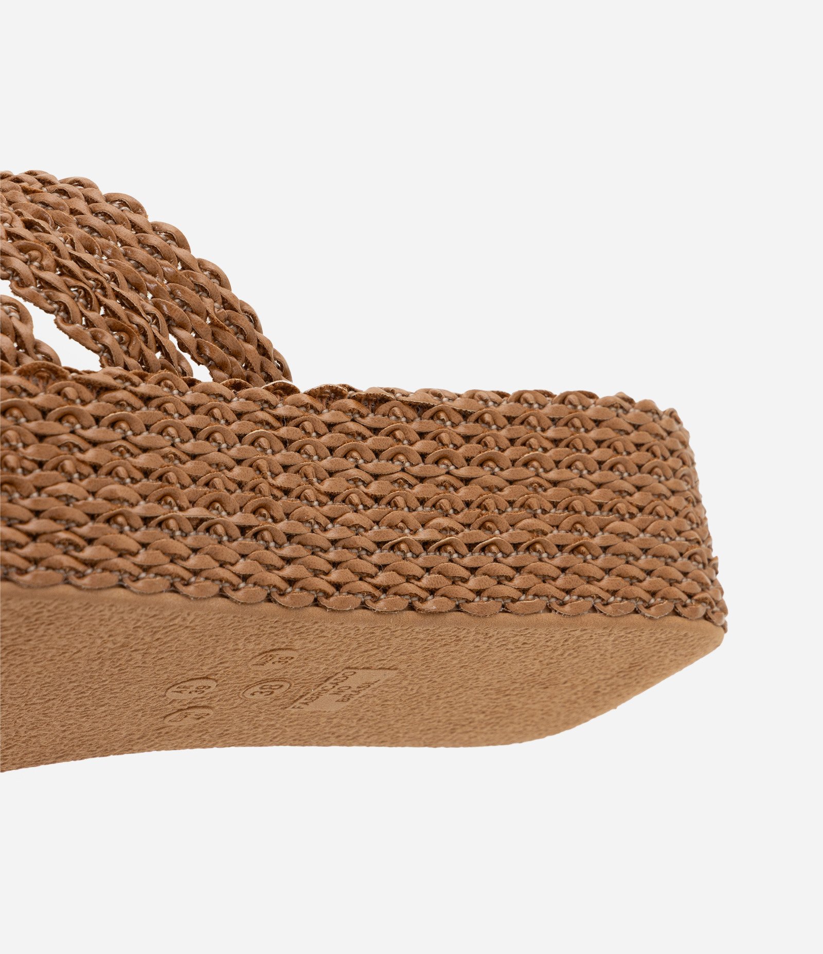 Sandália Flatform com Trama em Tresse Marrom 3