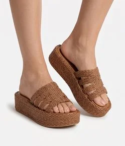 Sandália Flatform com Trama em Tresse