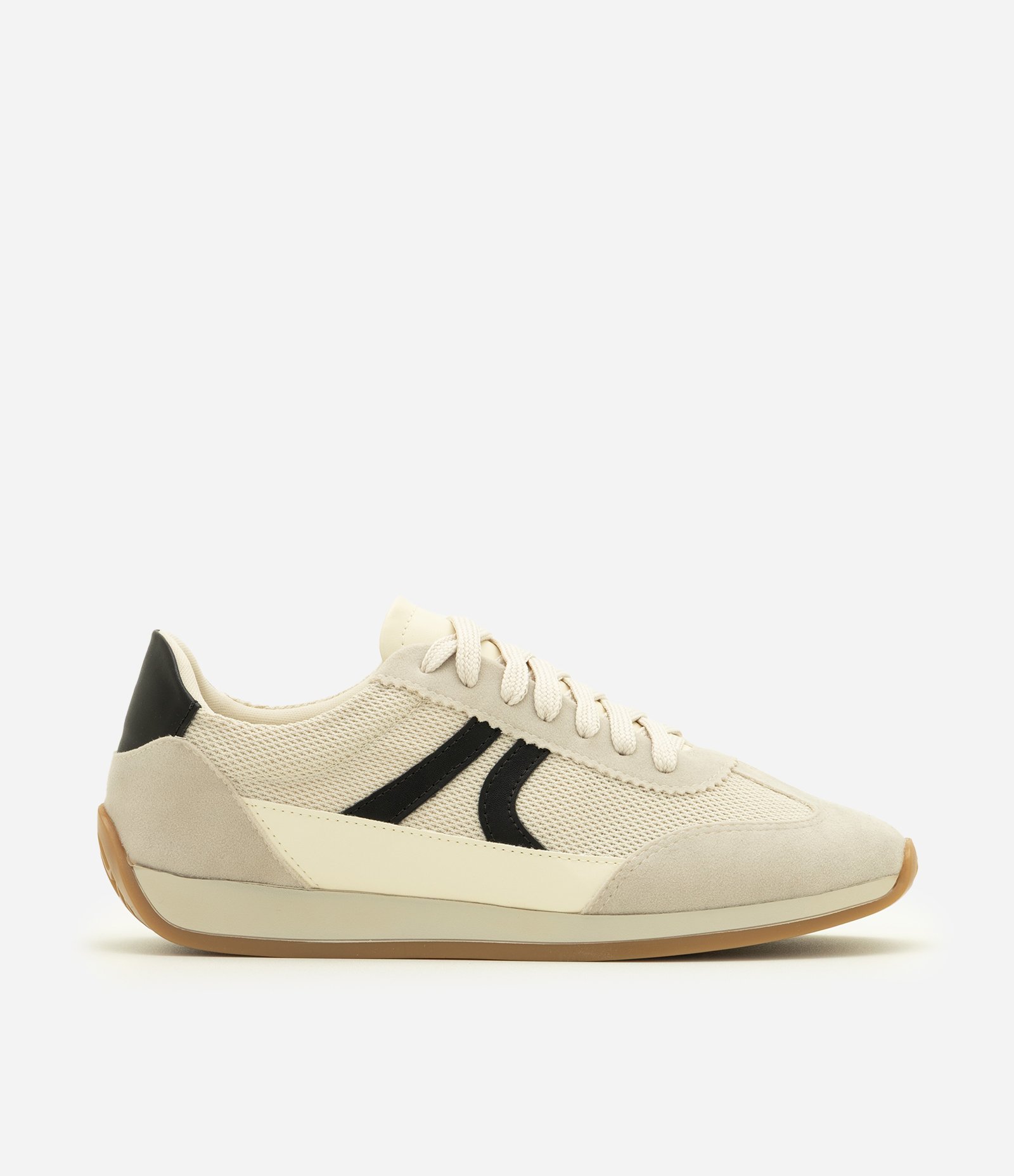 Tênis Runner Vintage com Recortes Texturizados Off White 1