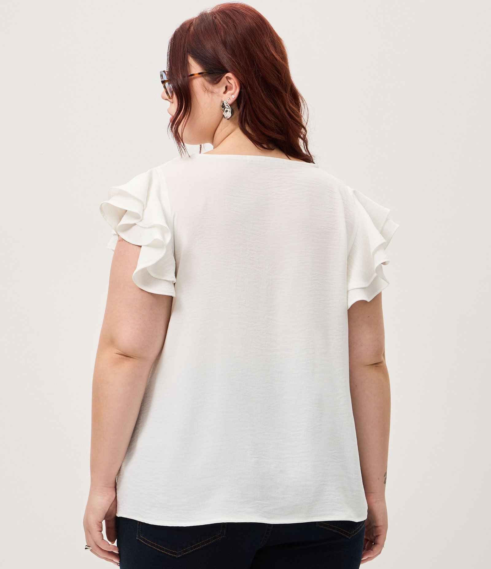 Blusa em Crepe com Babado na Manga Curve & Plus Size Branco 4