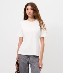 Blusa em Ponto Roma com Detalhe Acinturado nas Costas