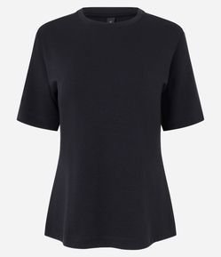 Blusa em Ponto Roma com Detalhe Acinturado nas Costas