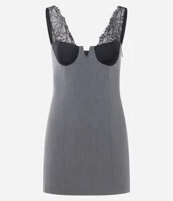 Vestido Curto de Alcinha com Recorte Lingerie e Decote V