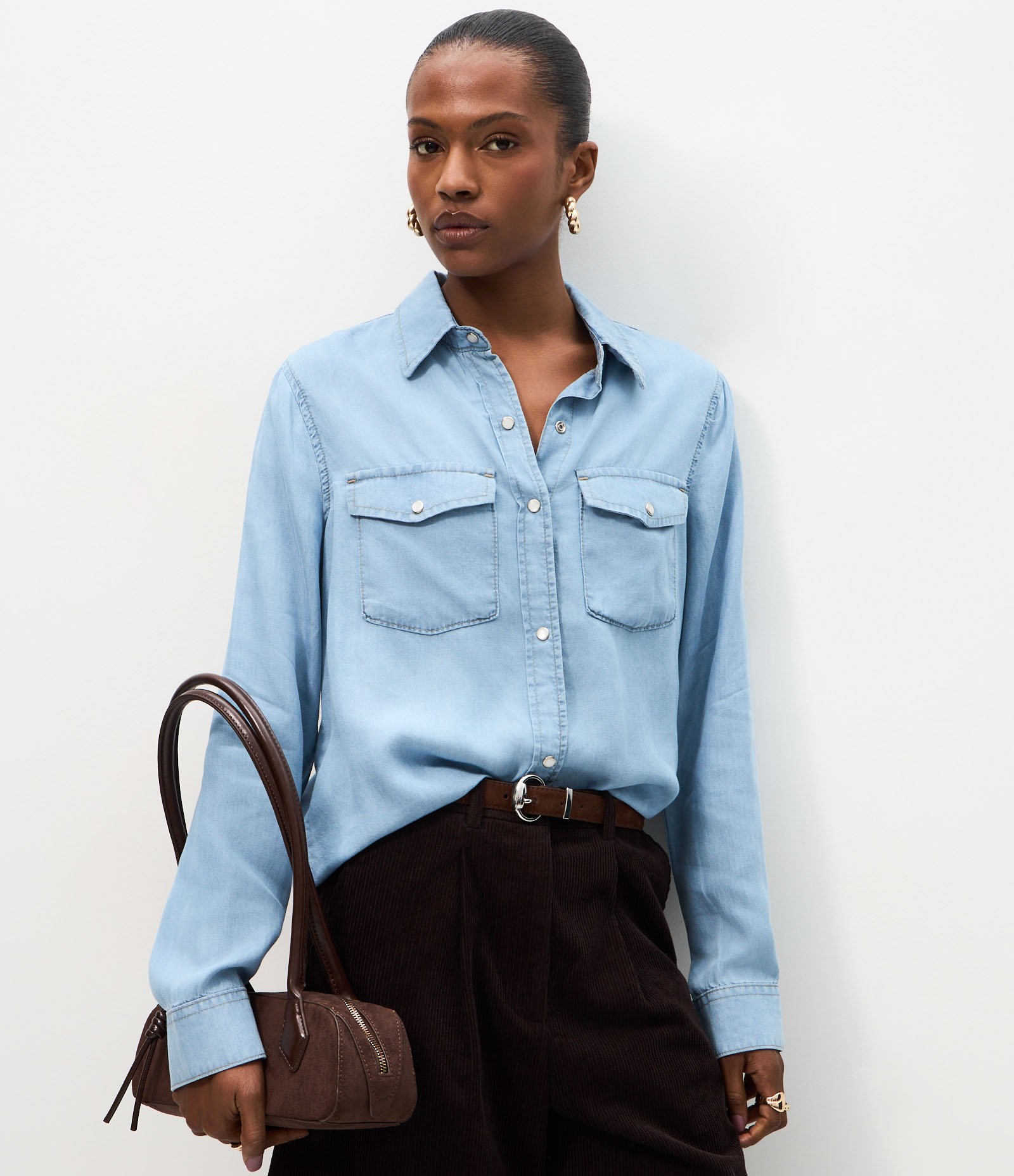 Camisa Western em Liocel com Bolsos Frontais Azul Claro 1