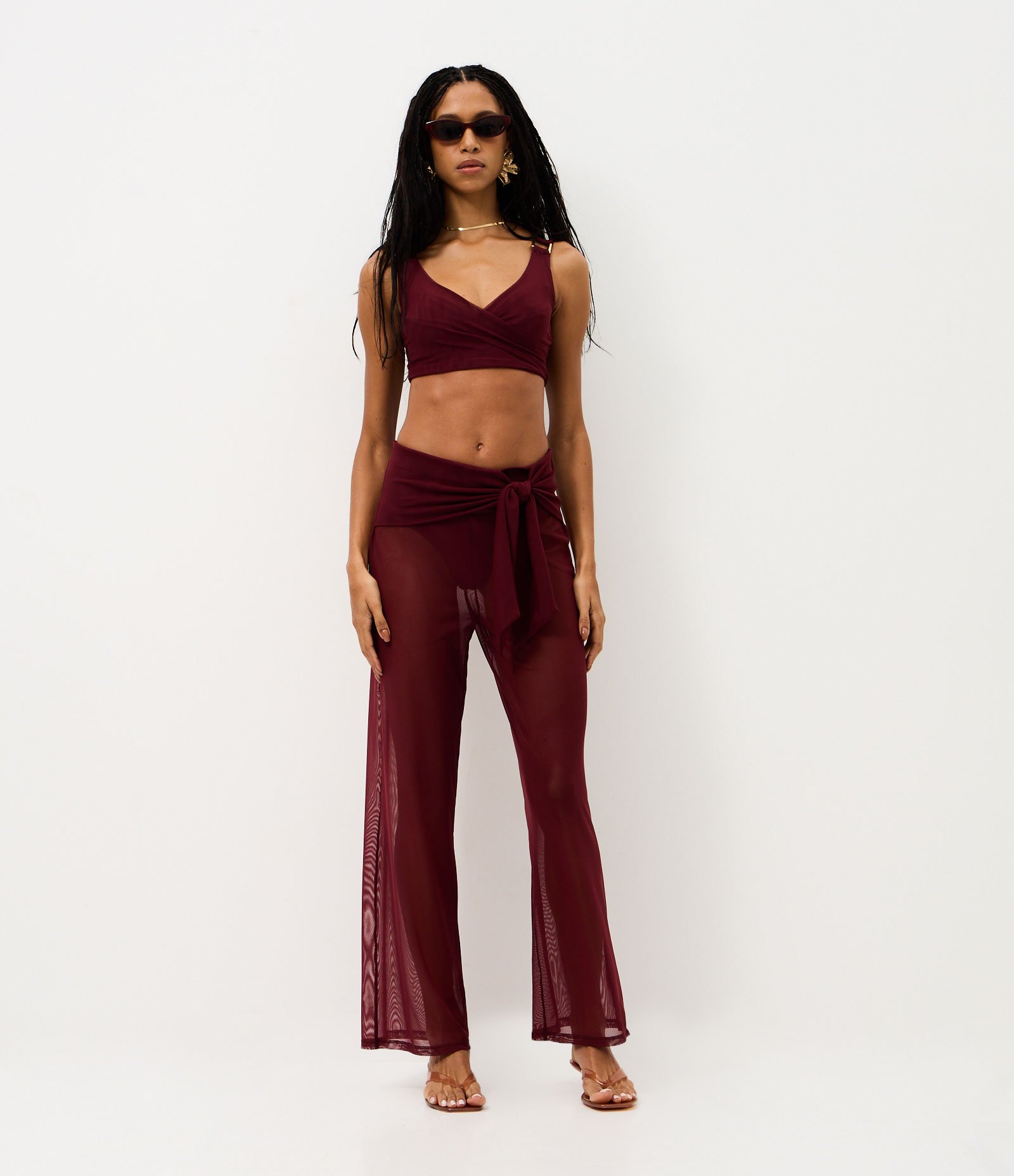 Saída de Praia Bata em Tule com Aviamentos Vermelho 2