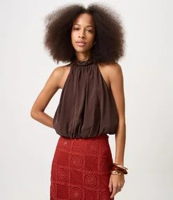 Blusa Halter Neck em Viscose com Gola Trançada