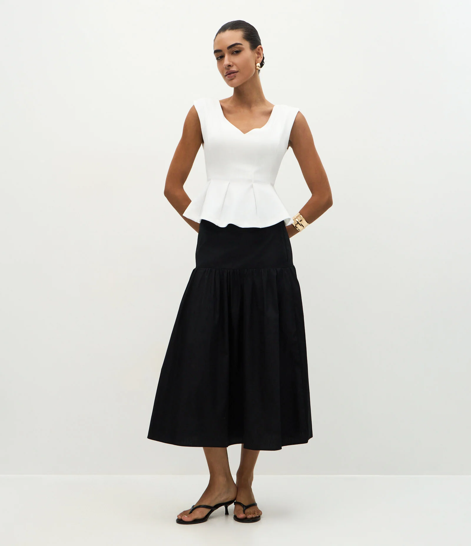 Saia New Midi Volumosa em Tricoline com Pala Preto 1