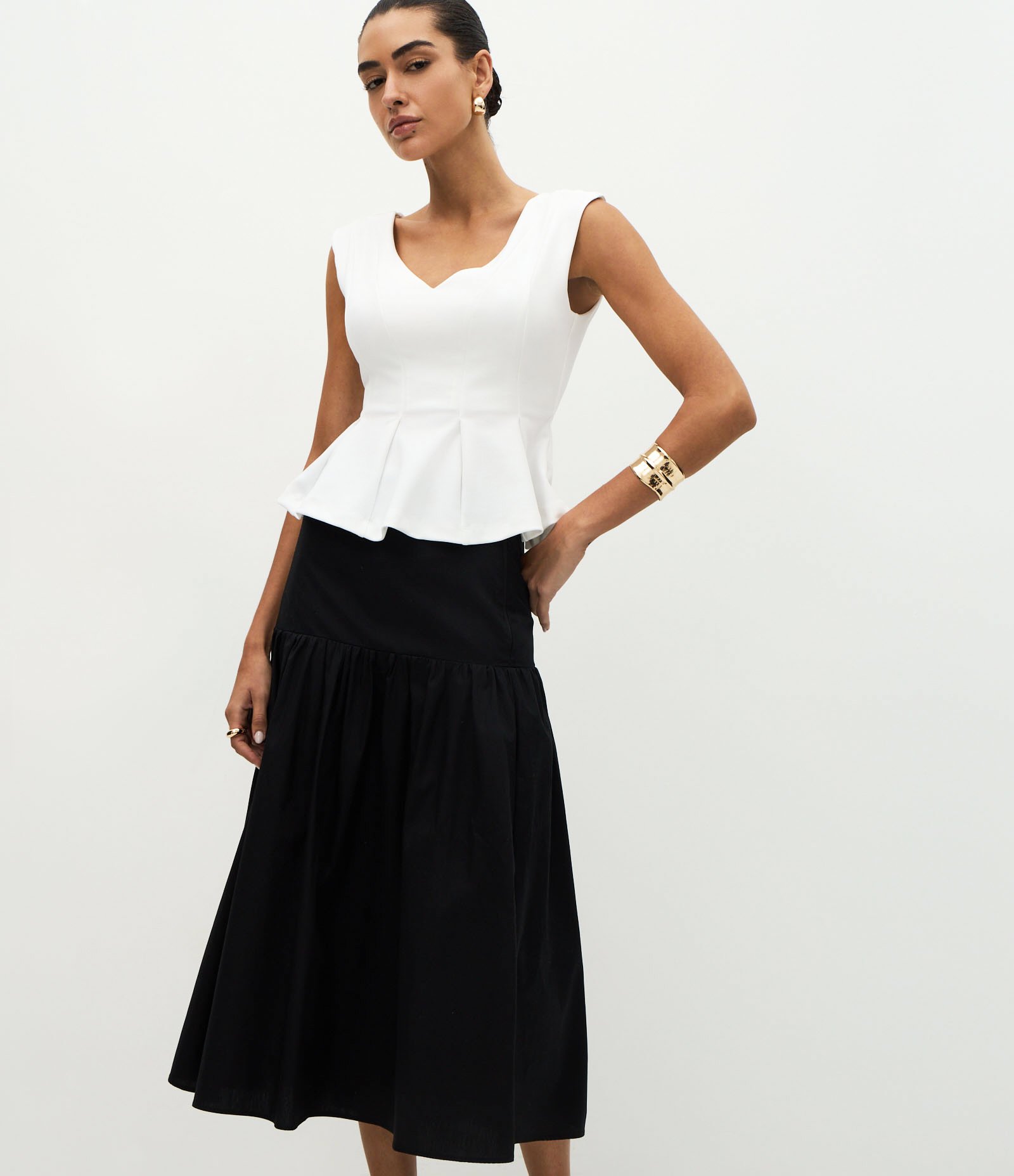 Saia New Midi Volumosa em Tricoline com Pala Preto 2