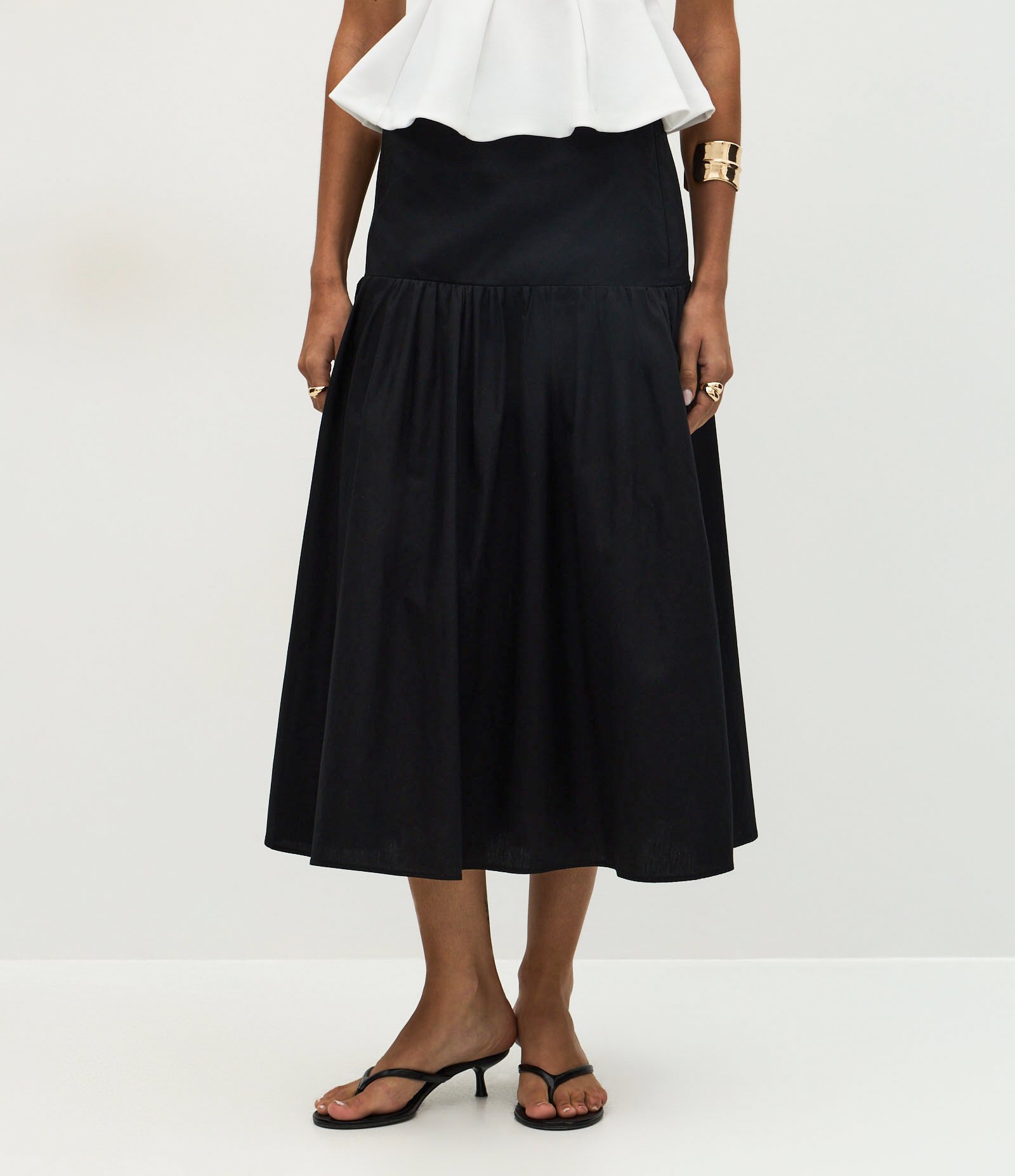 Saia New Midi Volumosa em Tricoline com Pala Preto 3