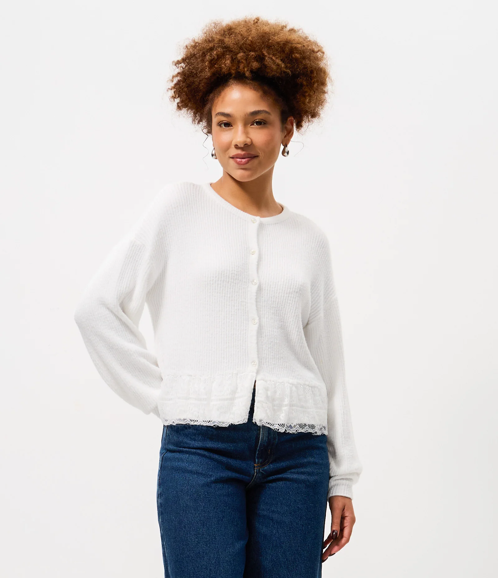 Casaco Cardigan em Tricô com Botões e Detalhe de Barra Rendada Branco 1