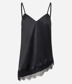 Blusa Assimétrica em Cetim com Aplicação de Renda na Barra