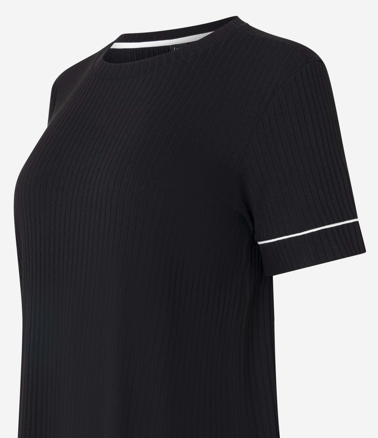 Pijama Curto em Ribana Canelado com Detalhes Contrastantes Preto 2