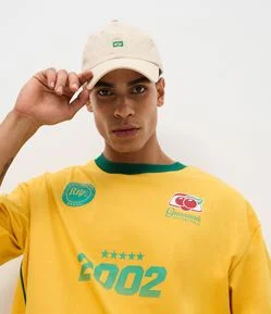 Boné Sarja com Bandeira do Brasil Bordada