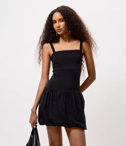 Vestido Curto Balonê em Bengaline com Decote Reto
