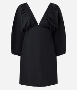 Vestido Curto em Tricoline com Manga Bufante e Decote V