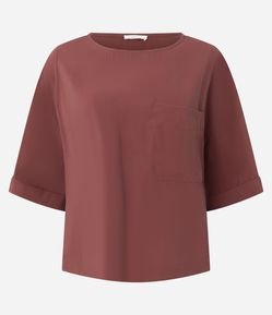 Blusa Ampla em Viscose com Aplicação de Bolso Frontal