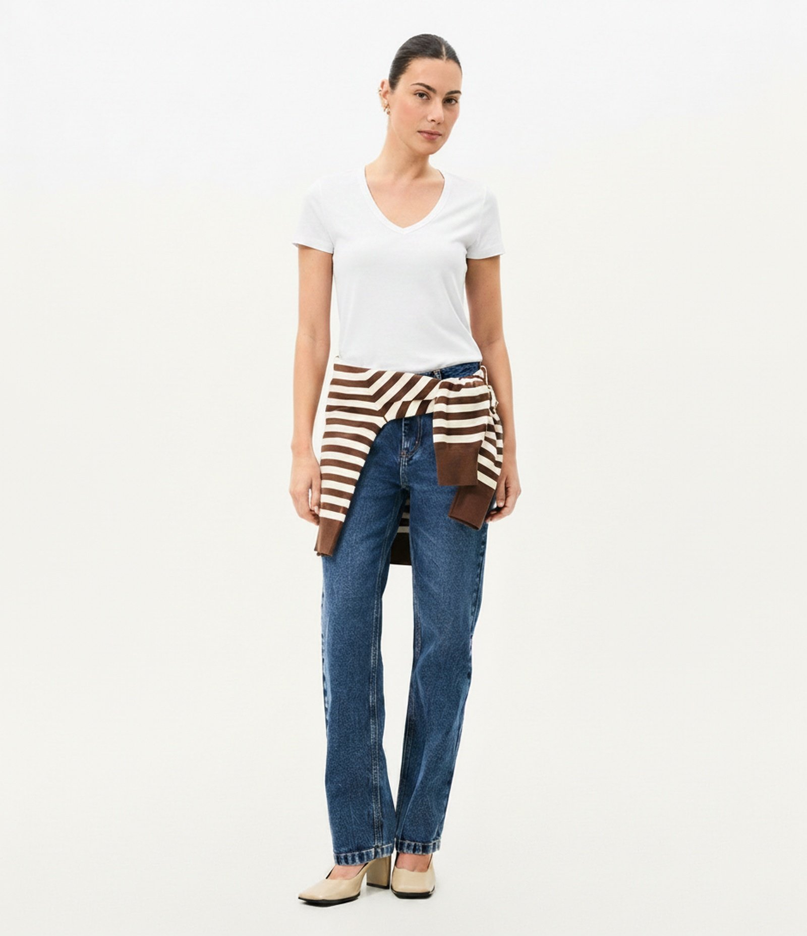 Blusa em Algodão Peruano com Decote V Branco 1