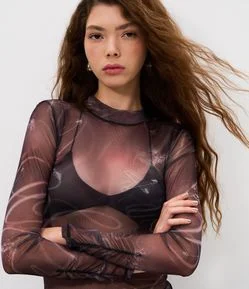 Blusa em Tule com Estampada Abstrata