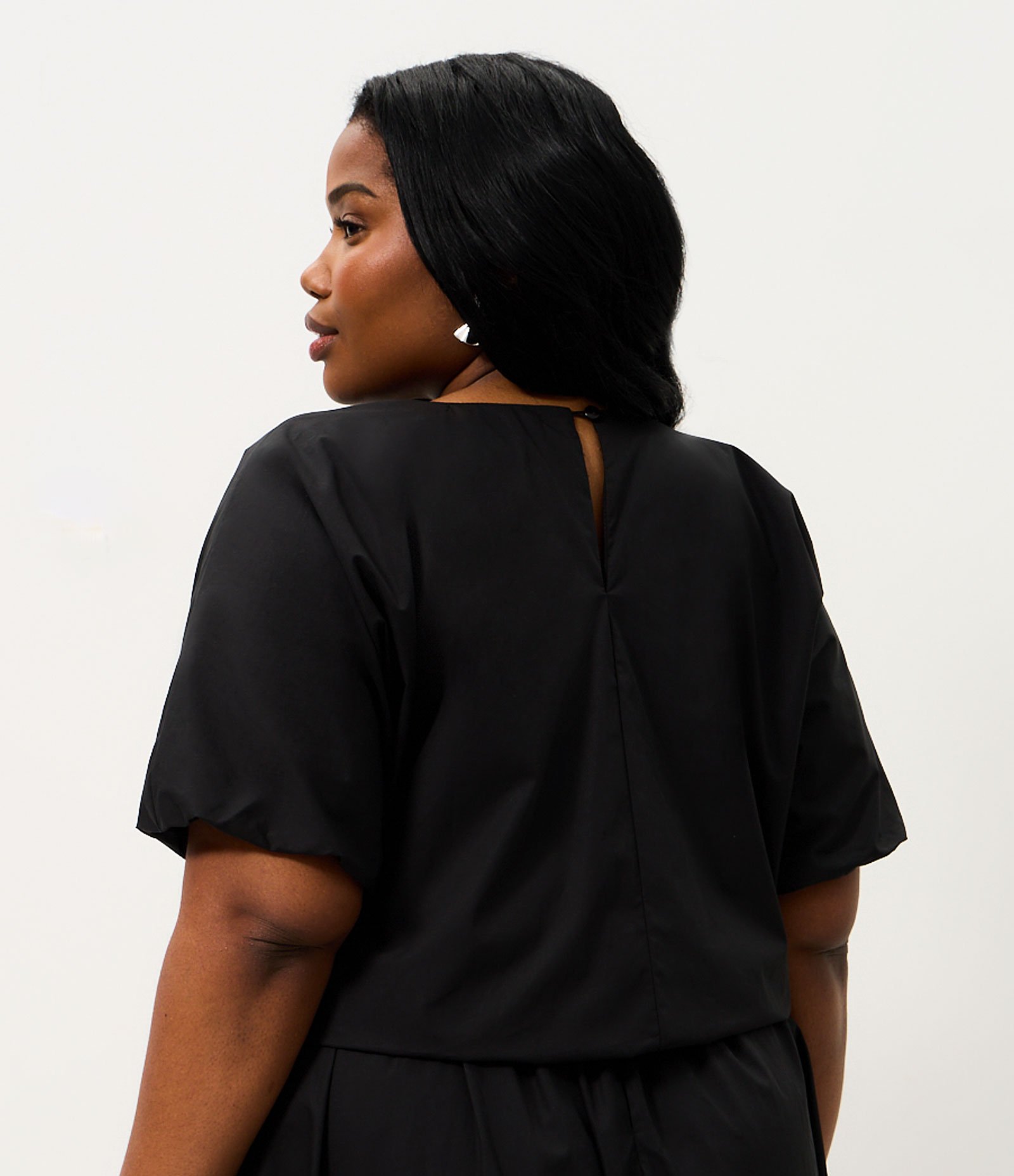 Blusa Tricoline Balonê Curve & Plus Size Preto 4