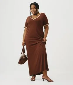 Vestido Crepe Midi com Decote V Curve & Plus Size