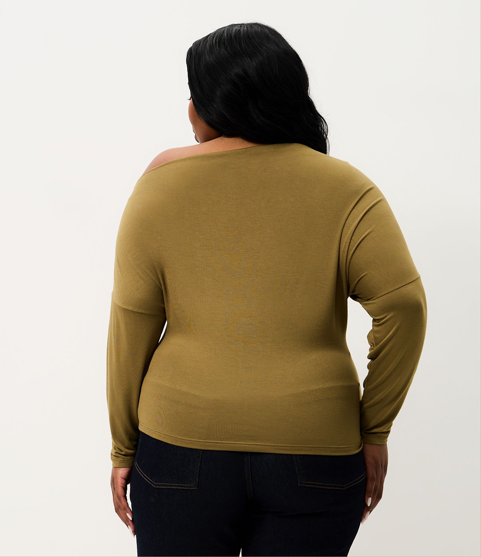Blusa em Microfibra com Decote Degagê Curve & Plus Size Marrom 4