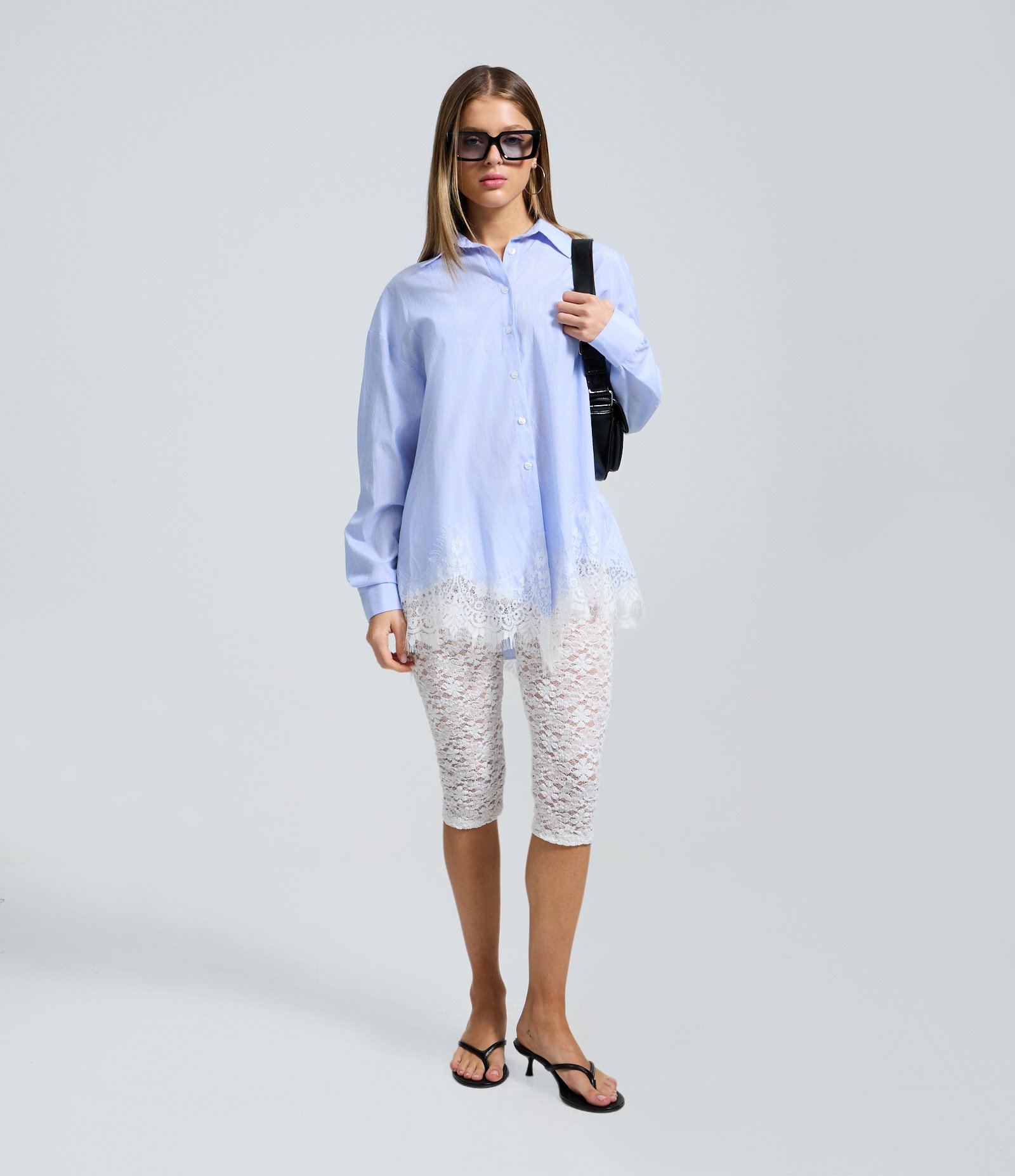 Calça Capri em Renda Floral Branco 1