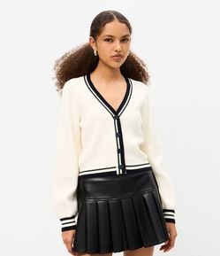 Cardigan em Tricô com Detalhes em Listras Contrastantes
