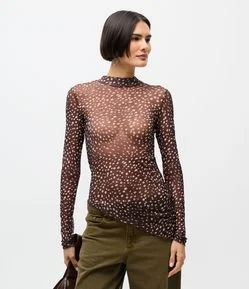 Blusa em Tule com Animal Print e Barra Assimétrica